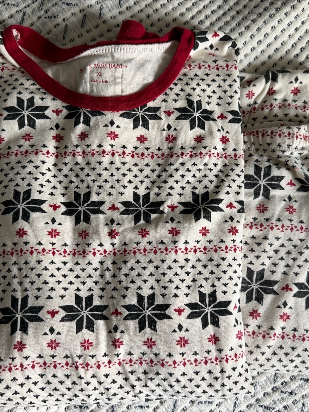 Burt's Bees Baby White, Black & Red Snowflake Pajama Set